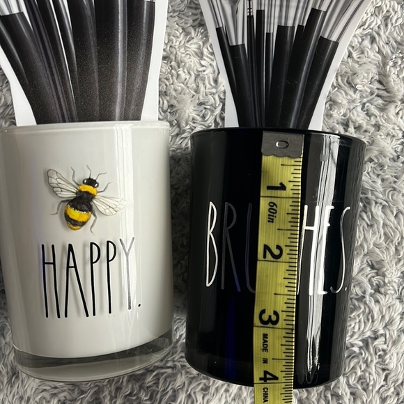 New Rae Dunn Bundle - Picture 2 of 3